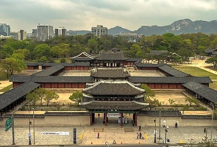 Dalstair Jongno 3*